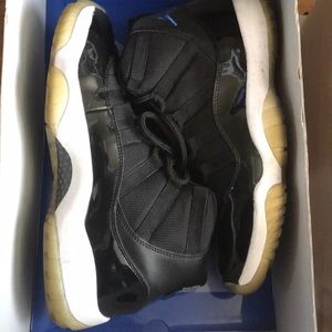 Air Jordan 11